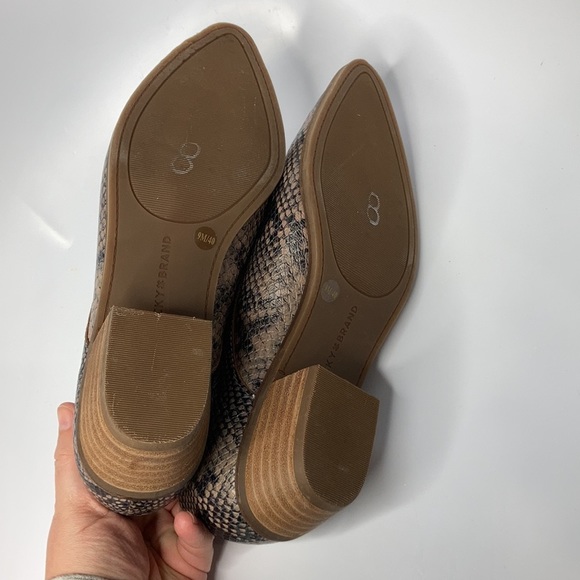 Lucky Brand Erreka pointed toe snake Skin shooties size 9 - Picture 11 of 11